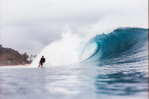 Off Season swell on the North Shore by John Hook